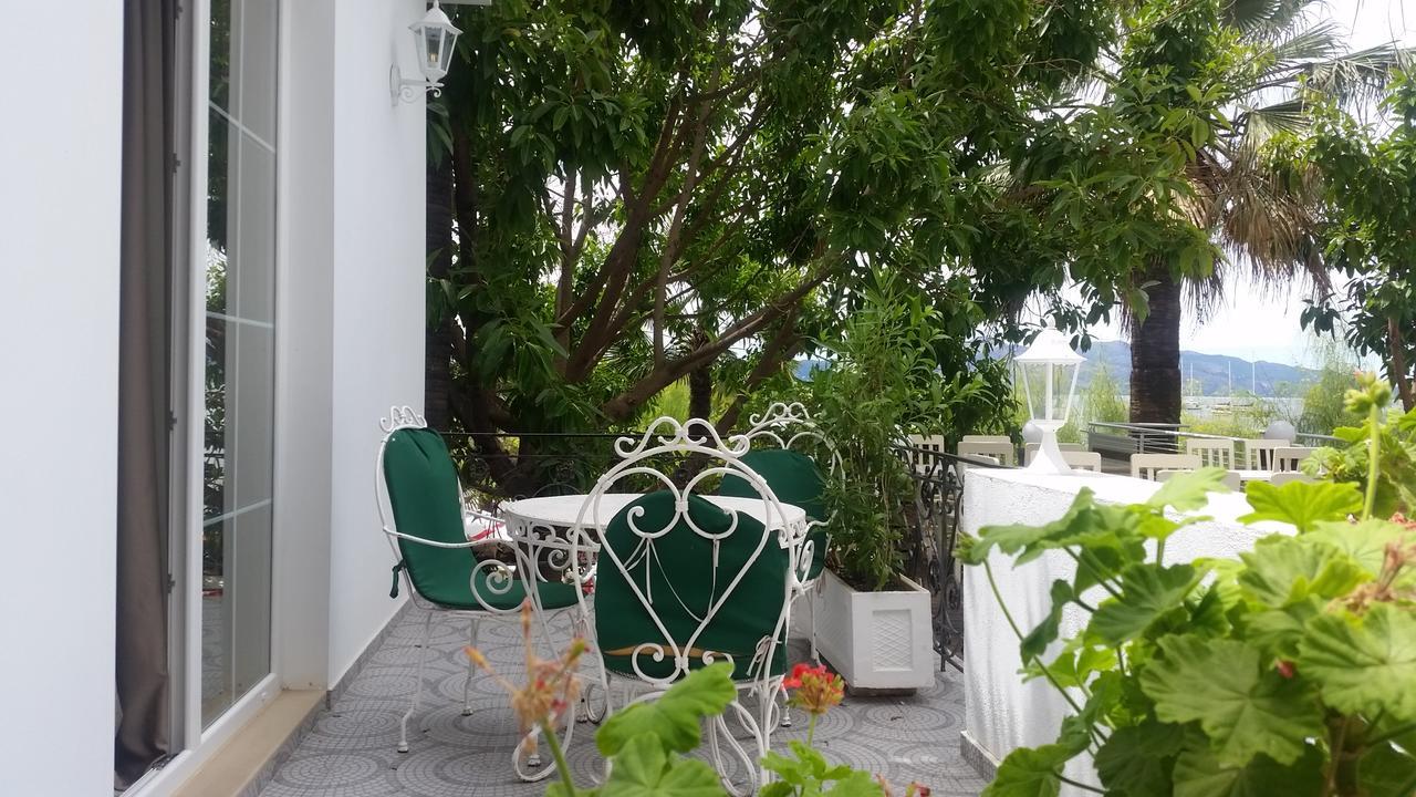 Hotel Magllara Sarandë Exterior foto